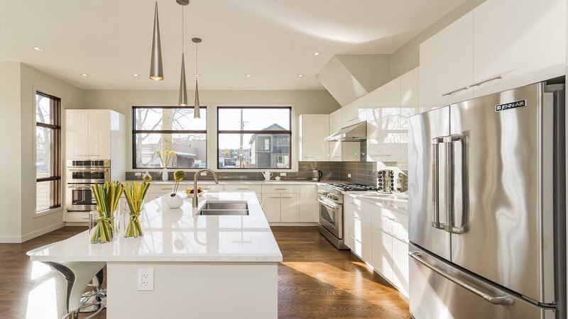 10 Tips for Refreshing Your Kitchen Space