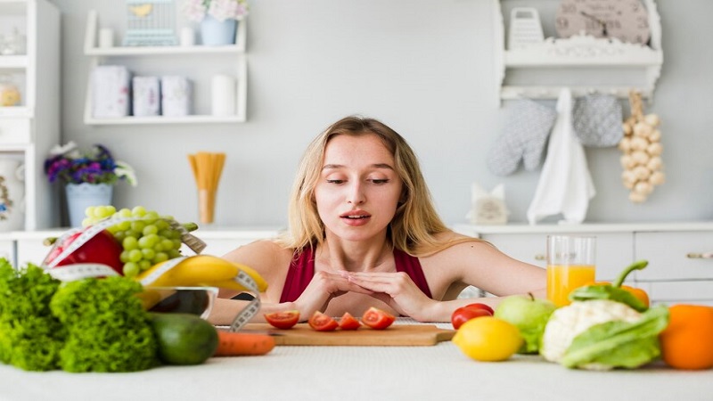 How To Lose Weight Without Feeling Hungry: A Beginner’s Guide